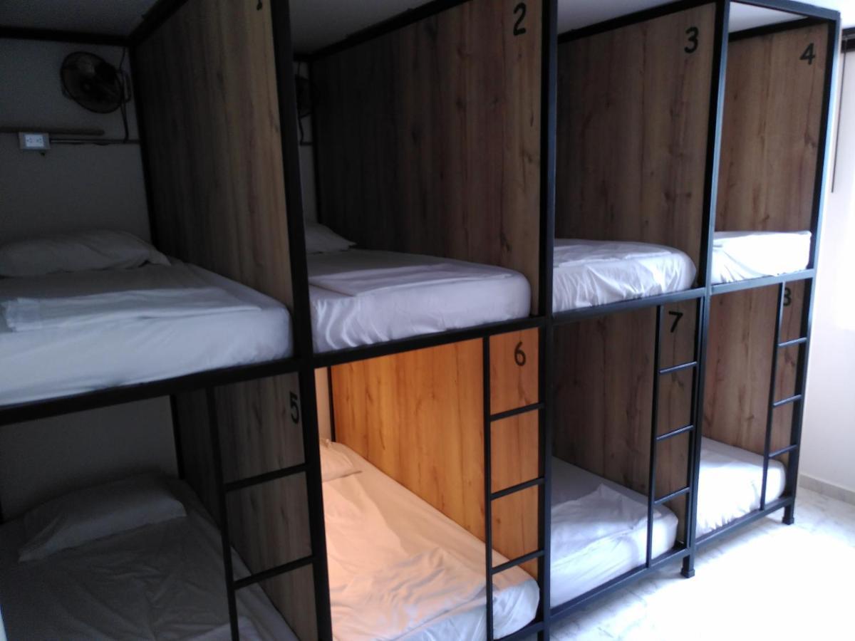 La Familia Hostel - Parque Poblado Medellín Kültér fotó