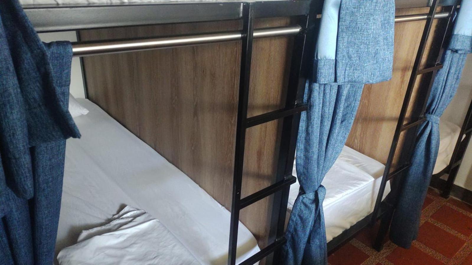 La Familia Hostel - Parque Poblado Medellín Kültér fotó